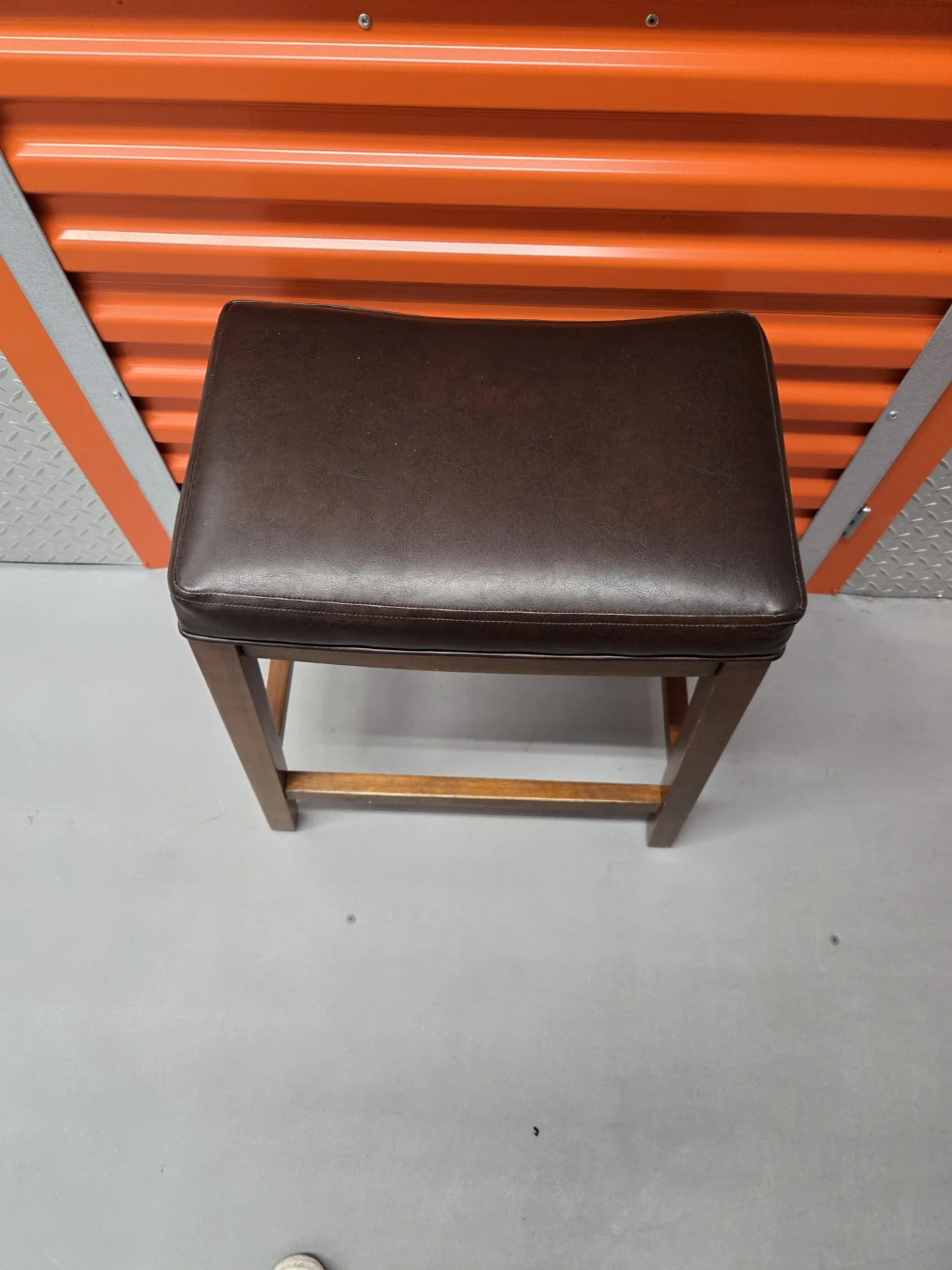 Target 18" Small Saddle Stool - Dark Brown Leather & Wood - photo 4