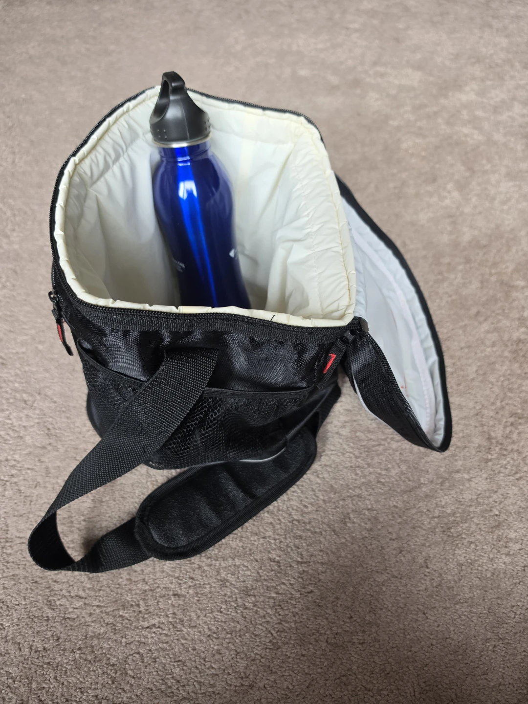 Lunch bag plus metal bottle - photo 4