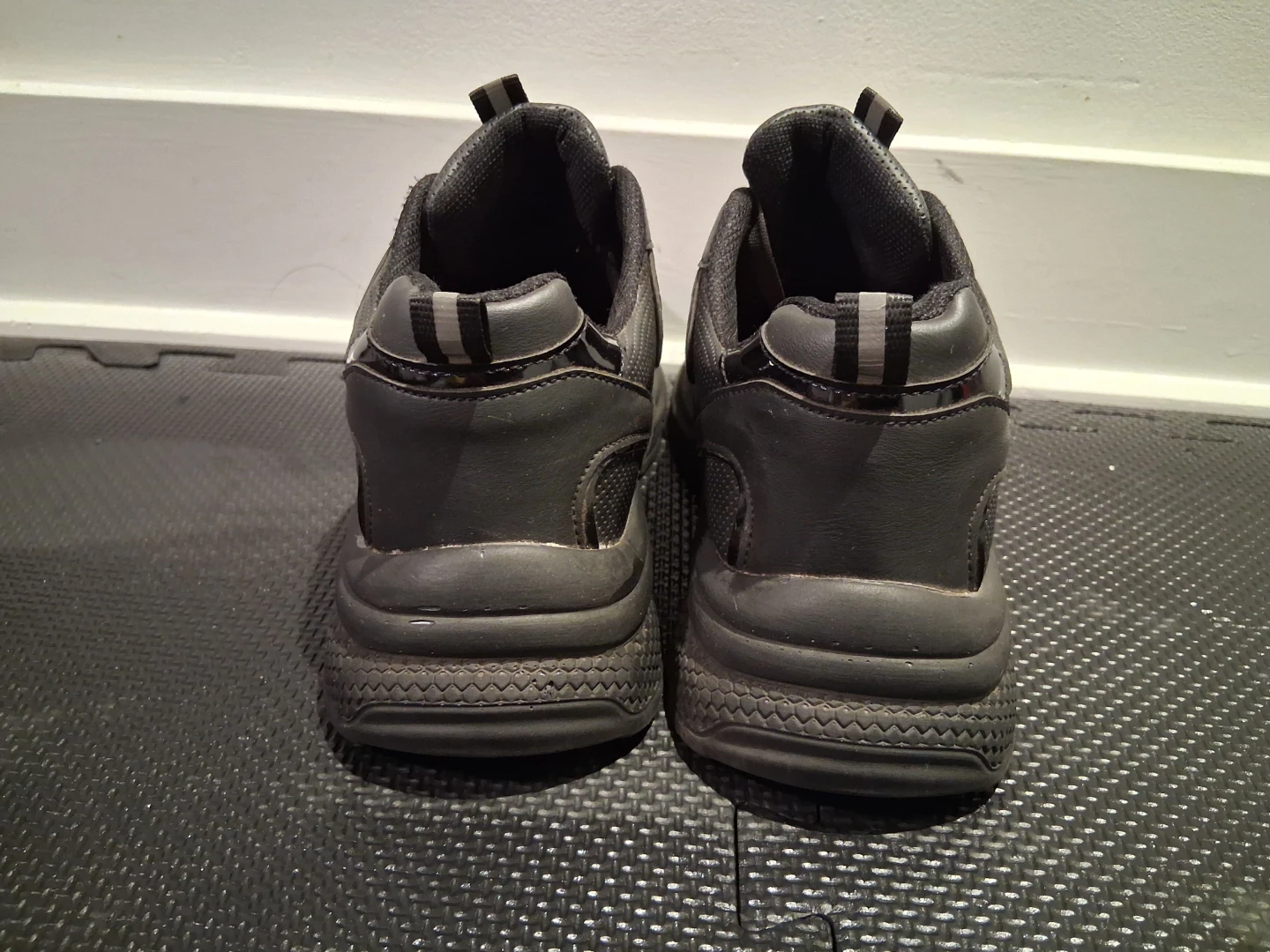 Sneakers - photo 3