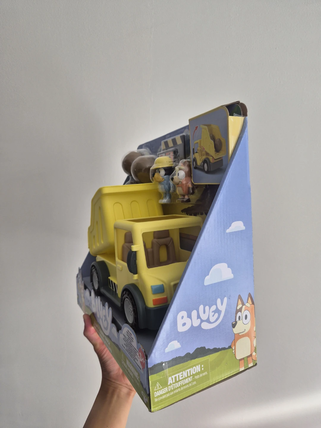 BNIB Bluey's Dump Truck Toy - photo 3