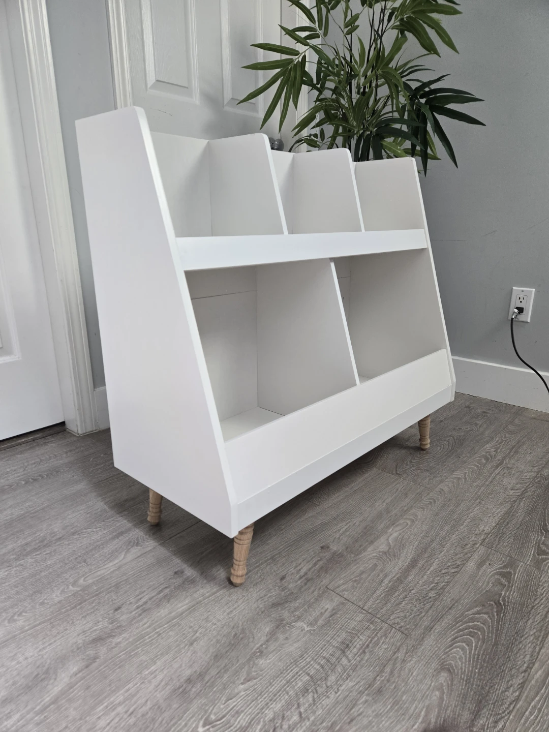 Brand new kids bookshelf