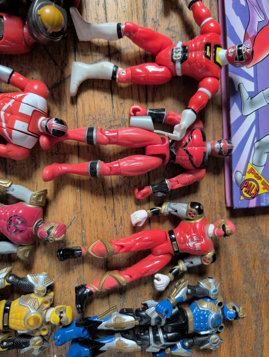 Collectable Vintage Power Rangers Action Figures - photo 4