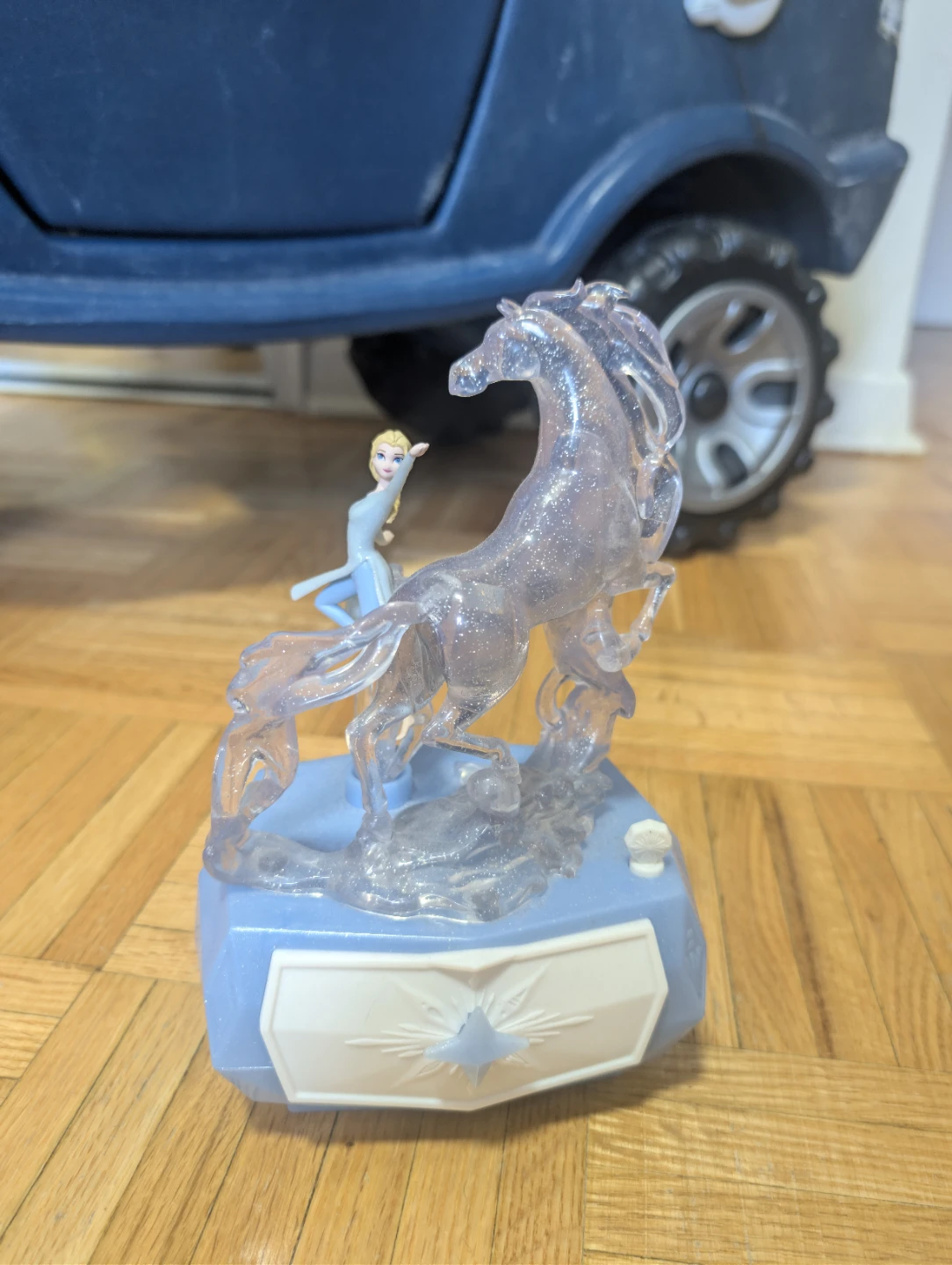 Disney Frozen Elsa & Water Horse Toy with Drawer