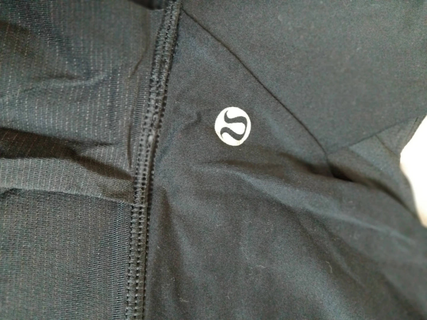 Lululemon tank medium - photo 2