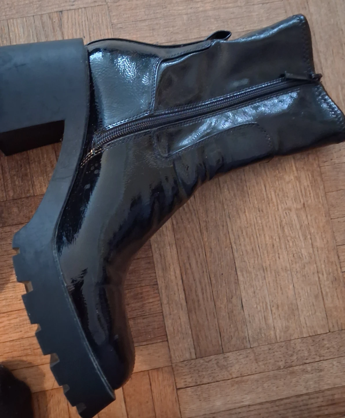 ZARA Black Patent Chunky Heel Boots Size 40 - photo 3
