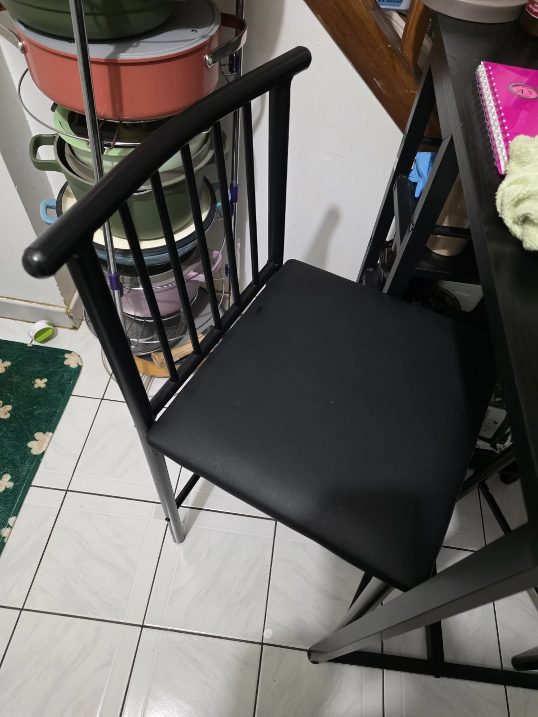 Black Dining Chairs and table - photo 4