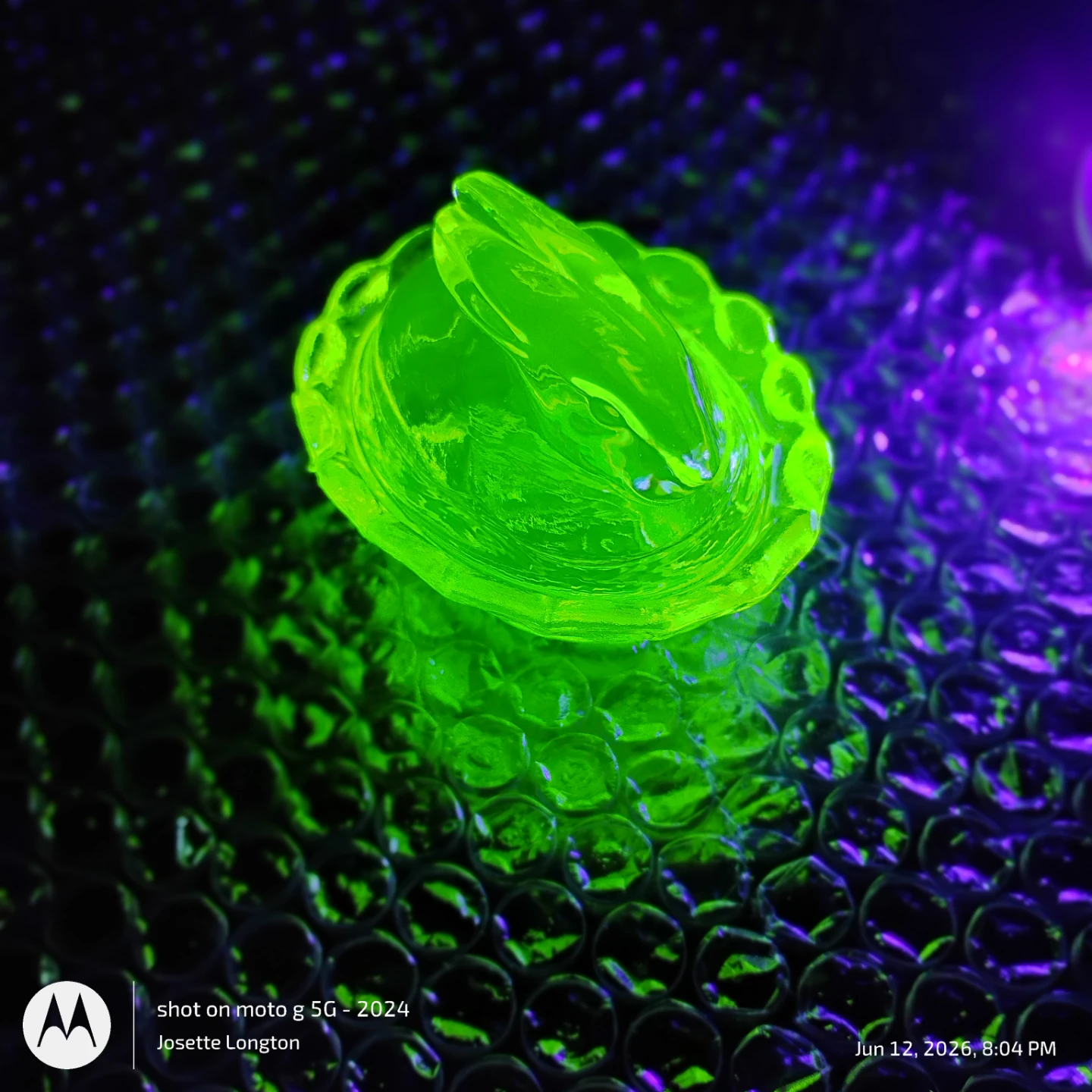 Vintage Boyd Uranium Glass Bunny on Nest - photo 2