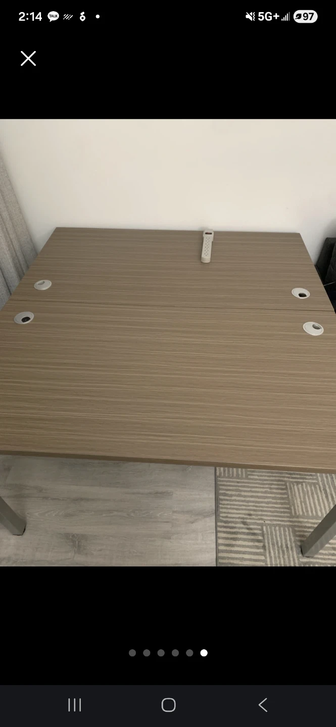 Office Desk - photo 2