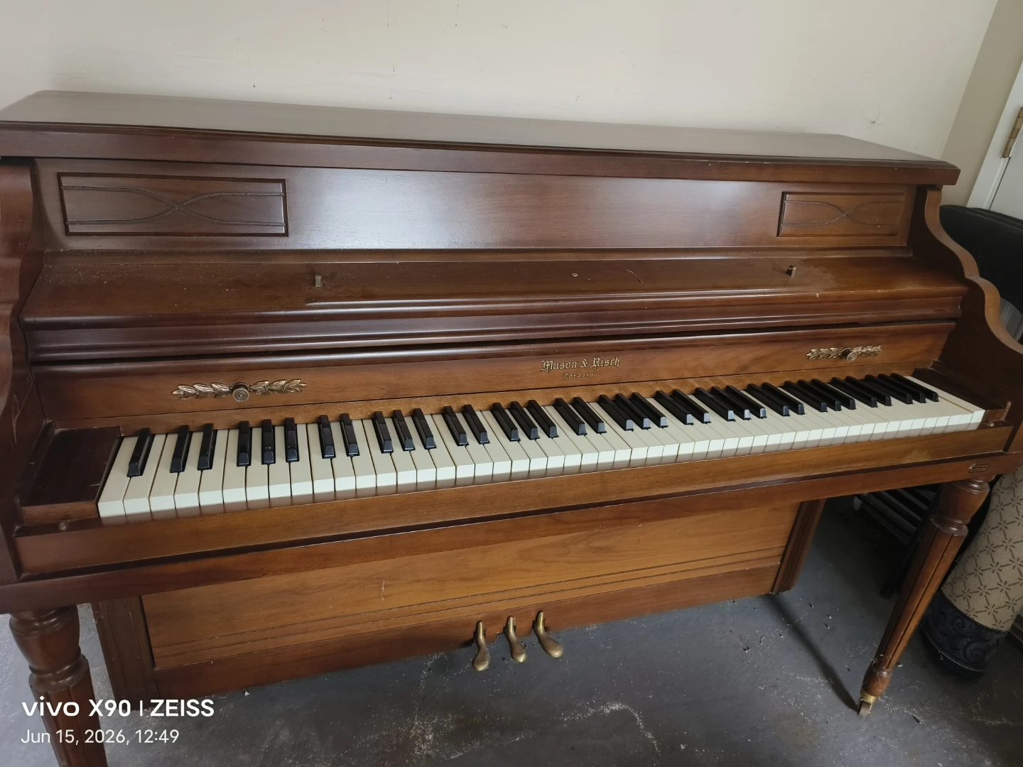 Free Mason & Risch Upright Piano