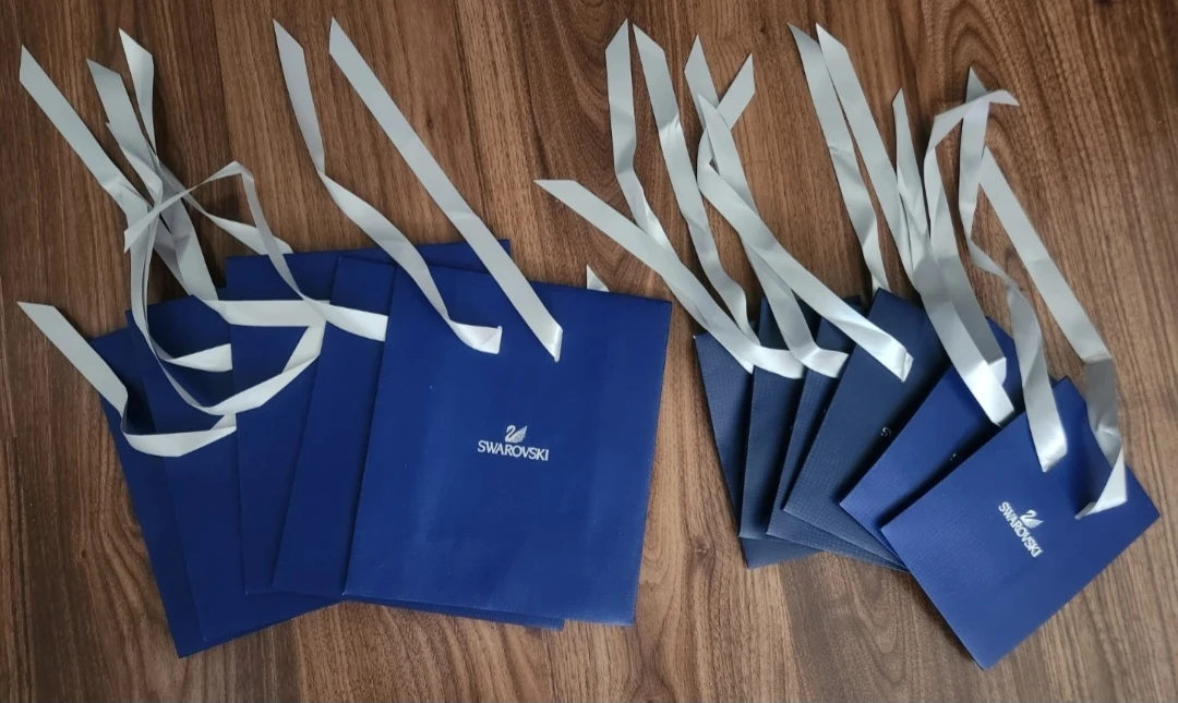 ⚽ Swarovski Gift Bags with Ribbons– 11 pcs (2 sizes)