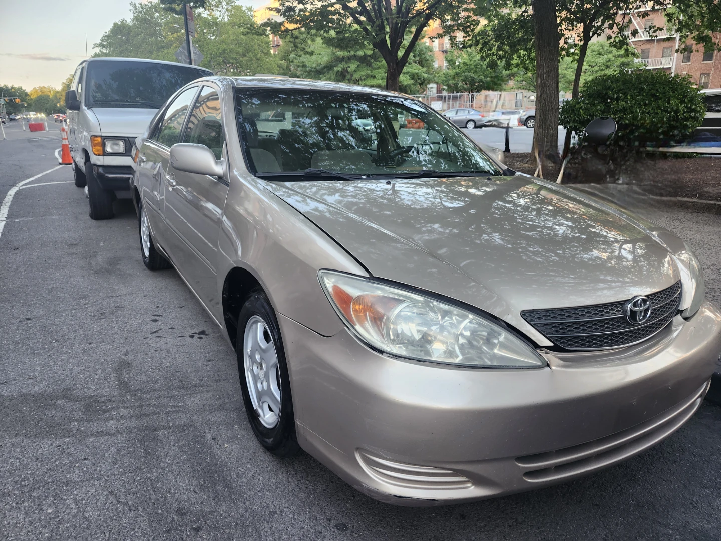 2002 Toyota Camry Sedan LE