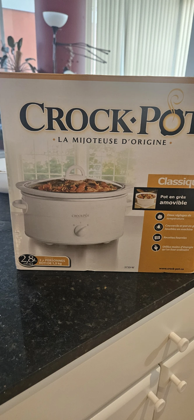 Crock-Pot 2.8L Oval Slow Cooker