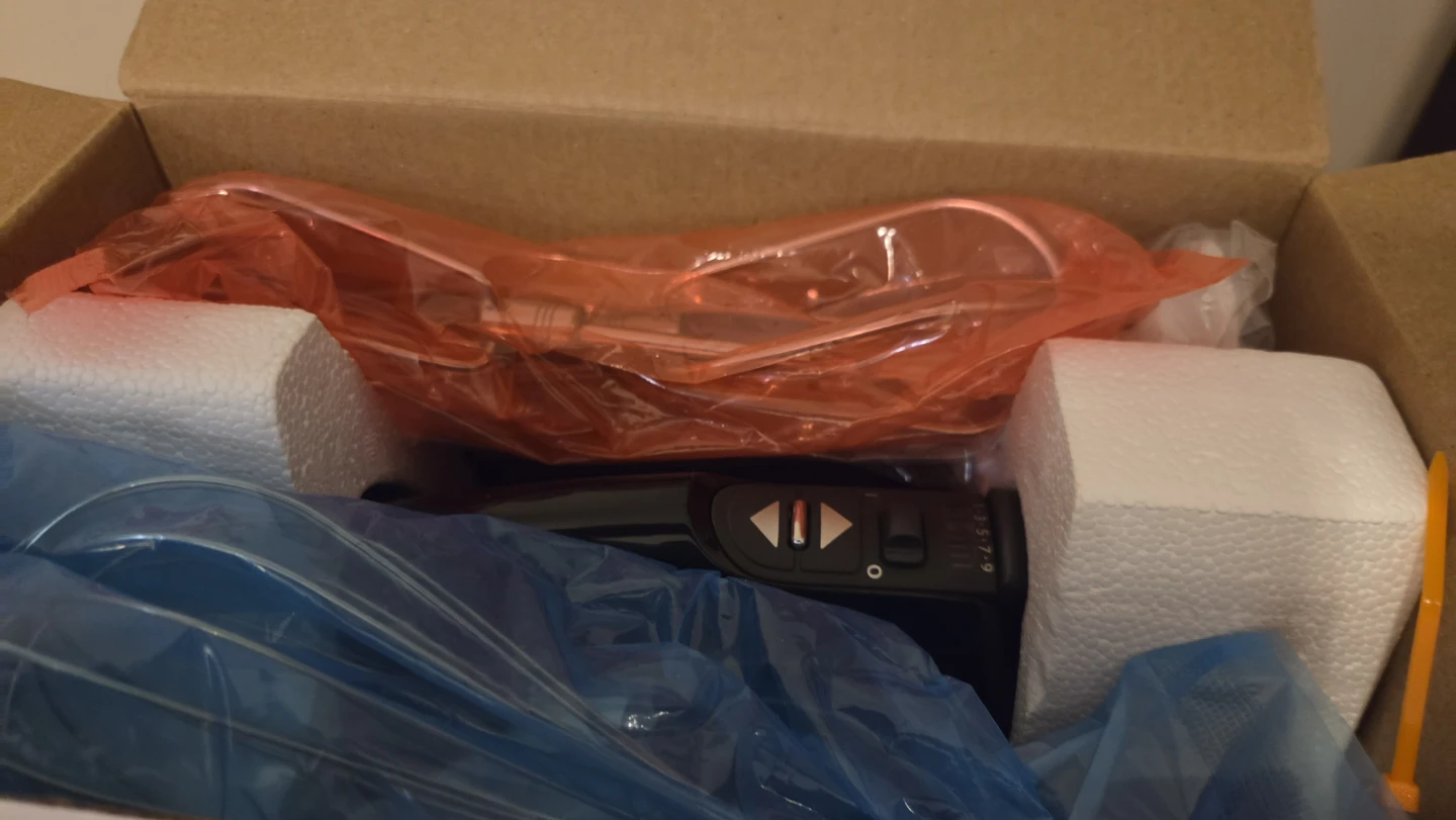 NEW KitchenAid 9 Speed Hand Mixer - photo 4