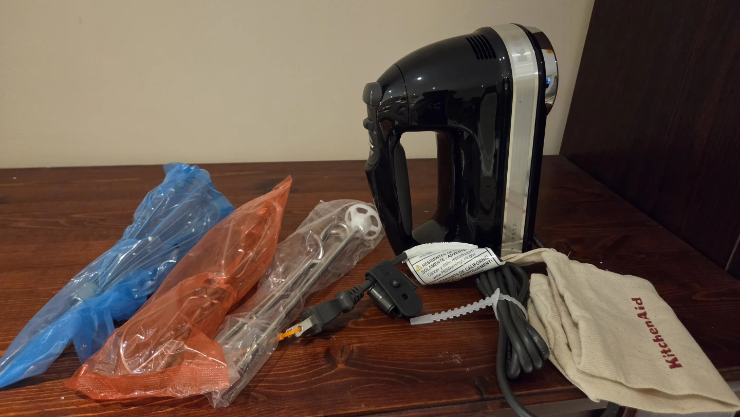 NEW KitchenAid 9 Speed Hand Mixer - photo 5