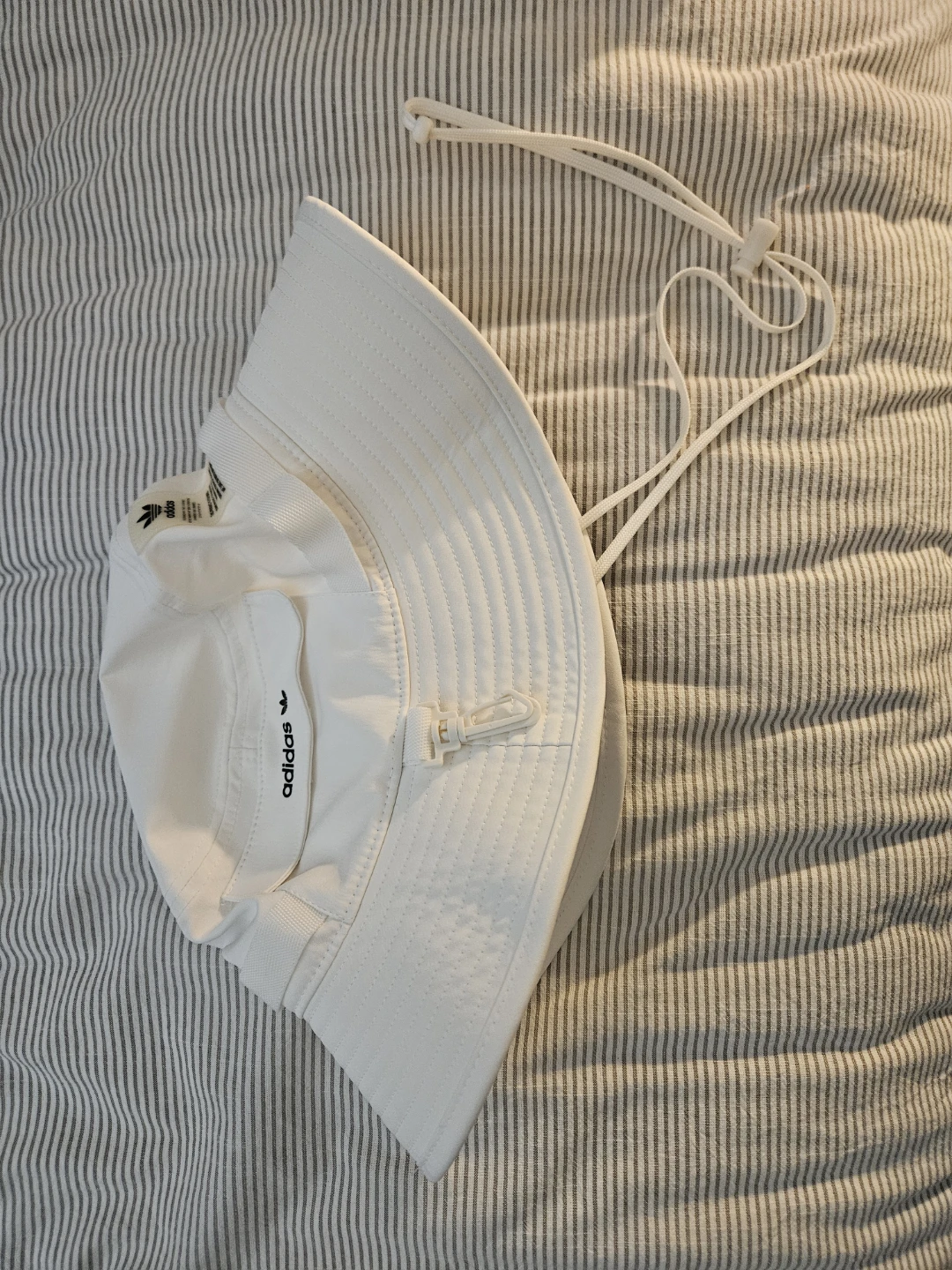 Adidas bucket hat - photo 5