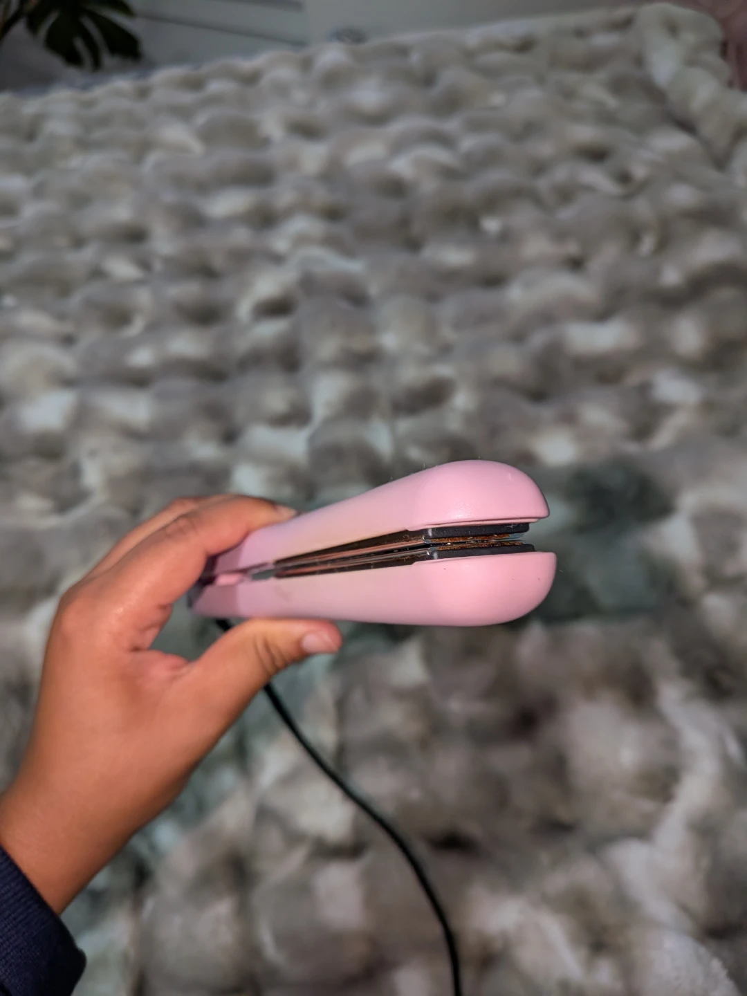 CHI Pink Titanium Hair Straightener - photo 3