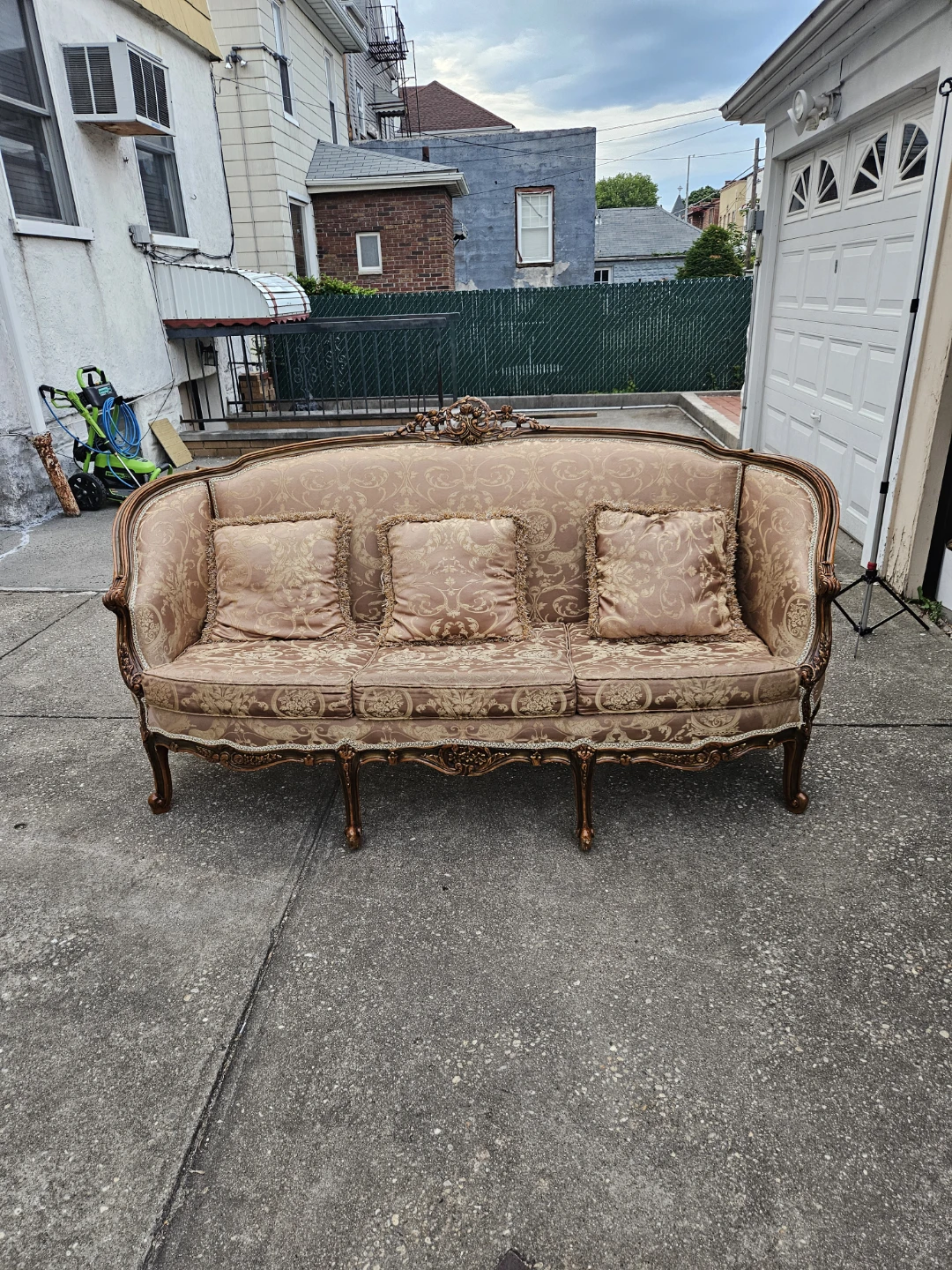 Beautiful louis xv style sofa
