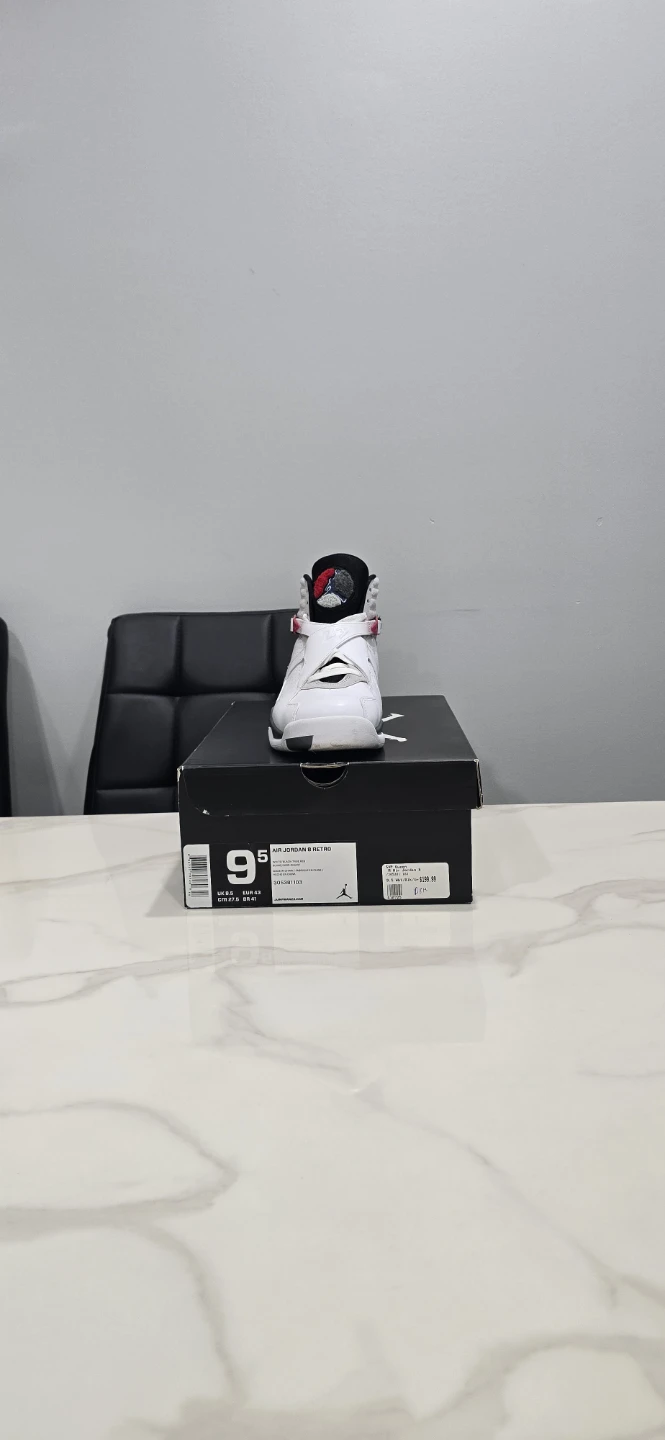 Air Jordan 8 Bugs Bunny size 9.5 - photo 4