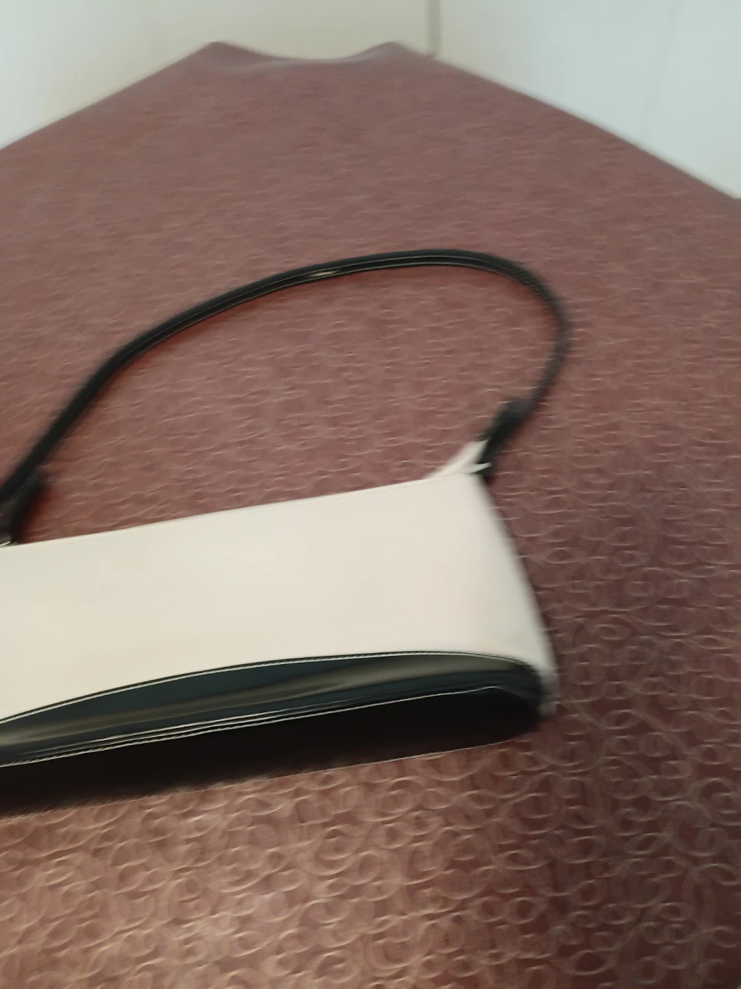 Cream and Black Shoulder Bag - photo 3