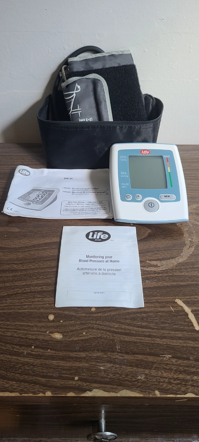 Life Brand LB Blood Pressure Monitor 5 Tracker BM35 Heartbeat - photo 2