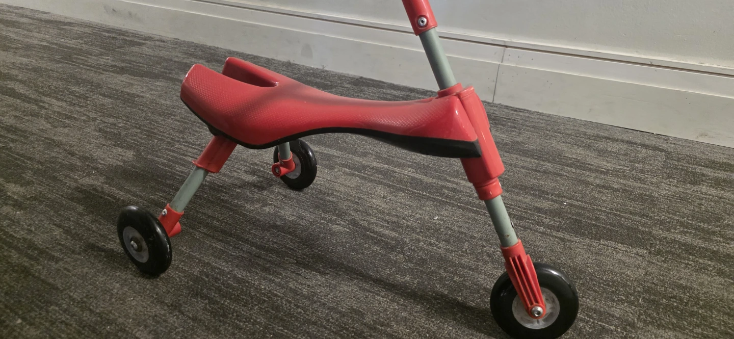 Red Ride-On Toy Scooter⚽