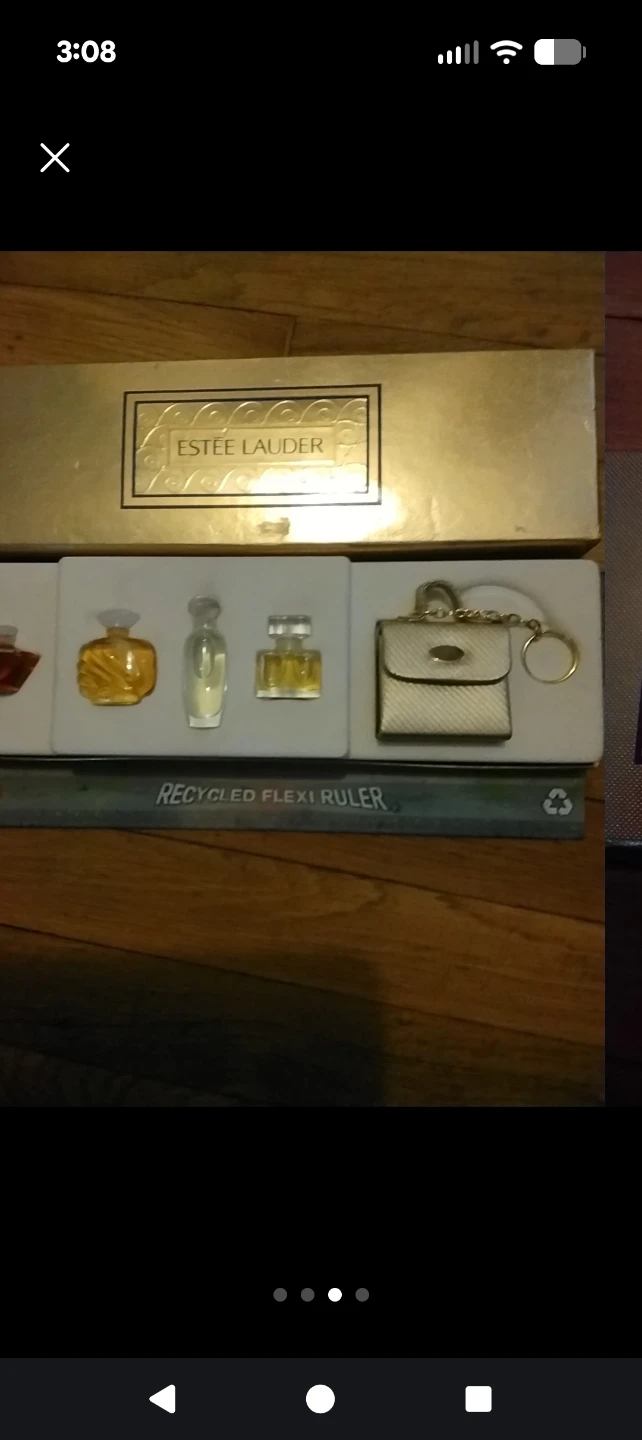 ⚽Estee Lauder Mini Perfume Set & Keychain - photo 4