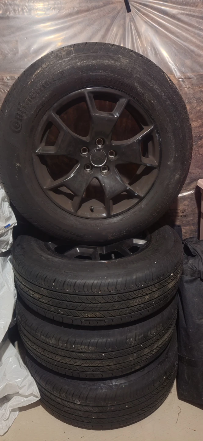 Continental Tires with Rims - 225/65 R 17 - photo 2