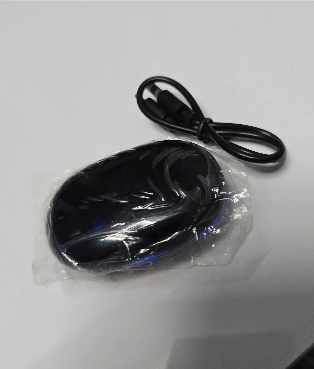 Wireless Earbuds with Charging Case - NEW - photo 5