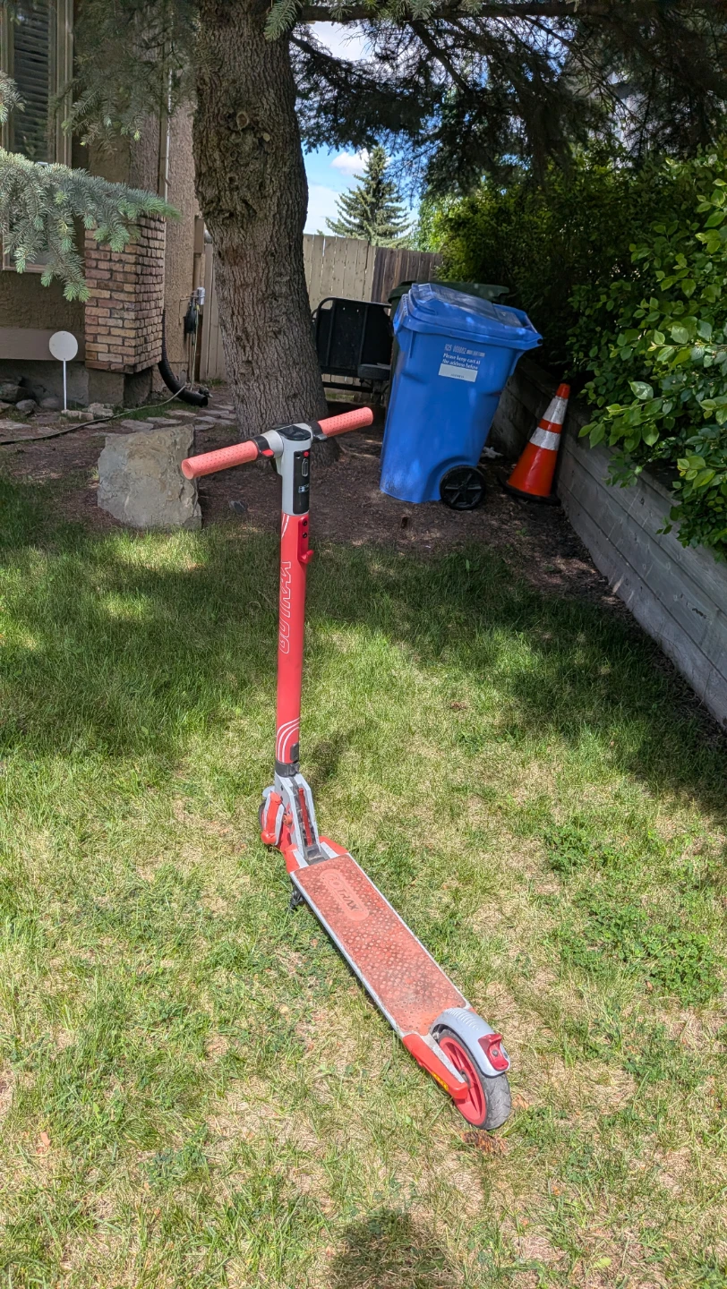 GOTRAX ELECTRIC SCOOTER - photo 4