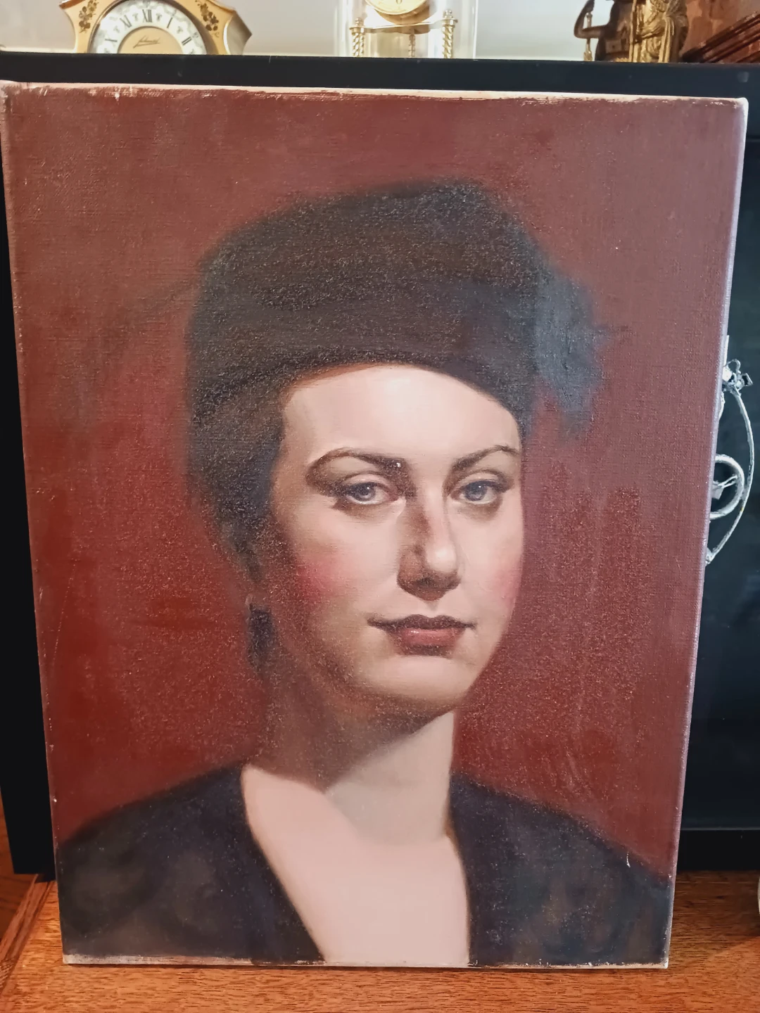 Authentic Portrait Painting of a Woman.  Not framed. - photo 3