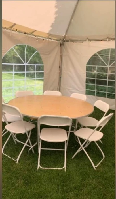 Round Folding Table