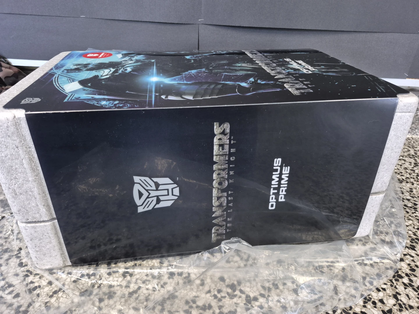 Threezero Optimus Prime Premuim Scale - photo 3