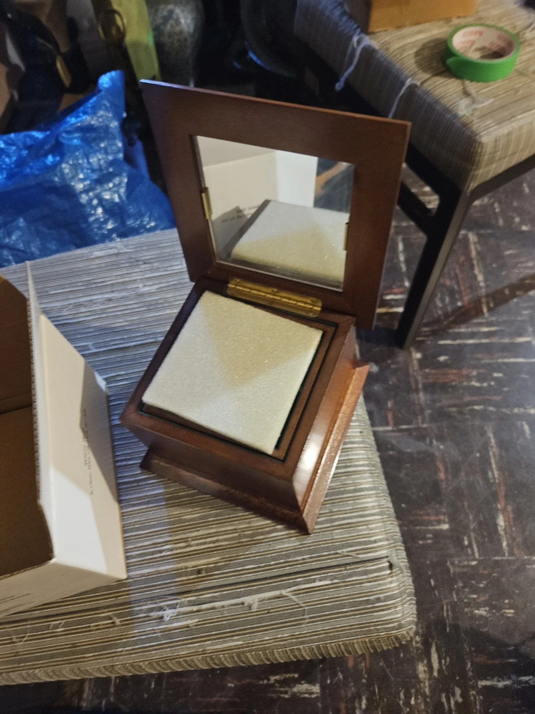 Wooden Jewellery Box with Mirror - photo 3