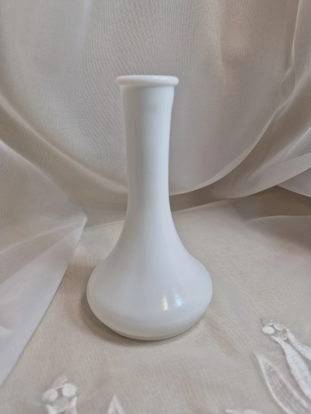 Vintage White Milk Glass 6" Tall Vase - photo 2
