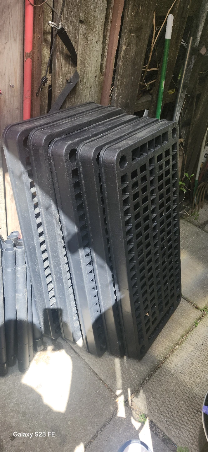 Stackable Black Plastic 5 Shelving Units. Price is firm final - photo 3