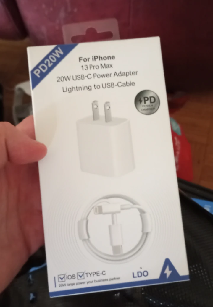 20W USB-C Power Adapter with Lightning to USB-Cable for iPhone