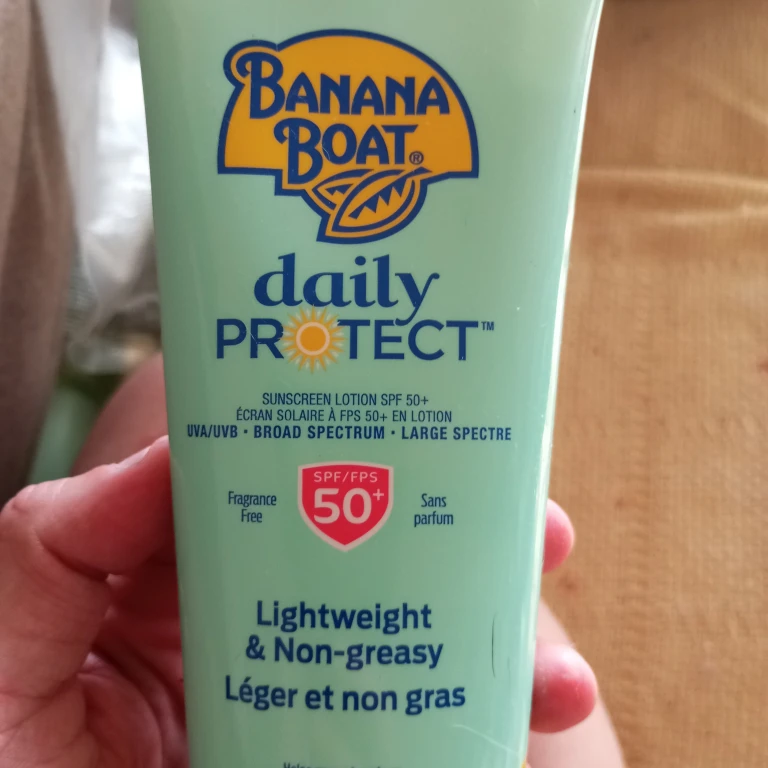 Banana Boat Daily Protect SPF 50+ Sunscreen Lotion - photo 2