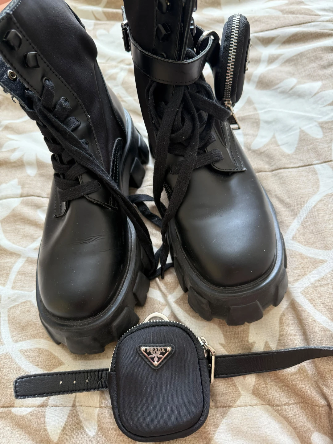 Prada Black Combat Boots with Pouch Size 37 - photo 3