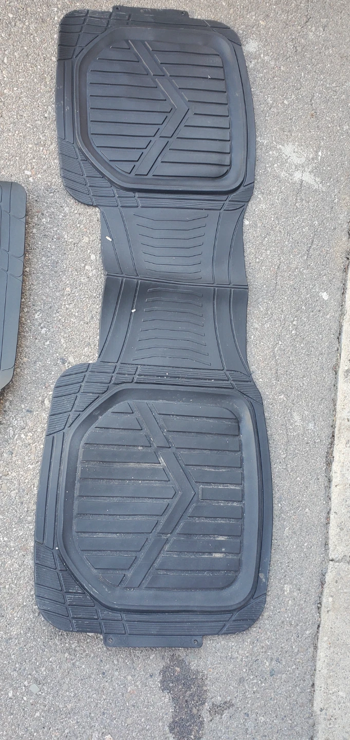 Black Rubber Car Floor Mats Set - photo 3