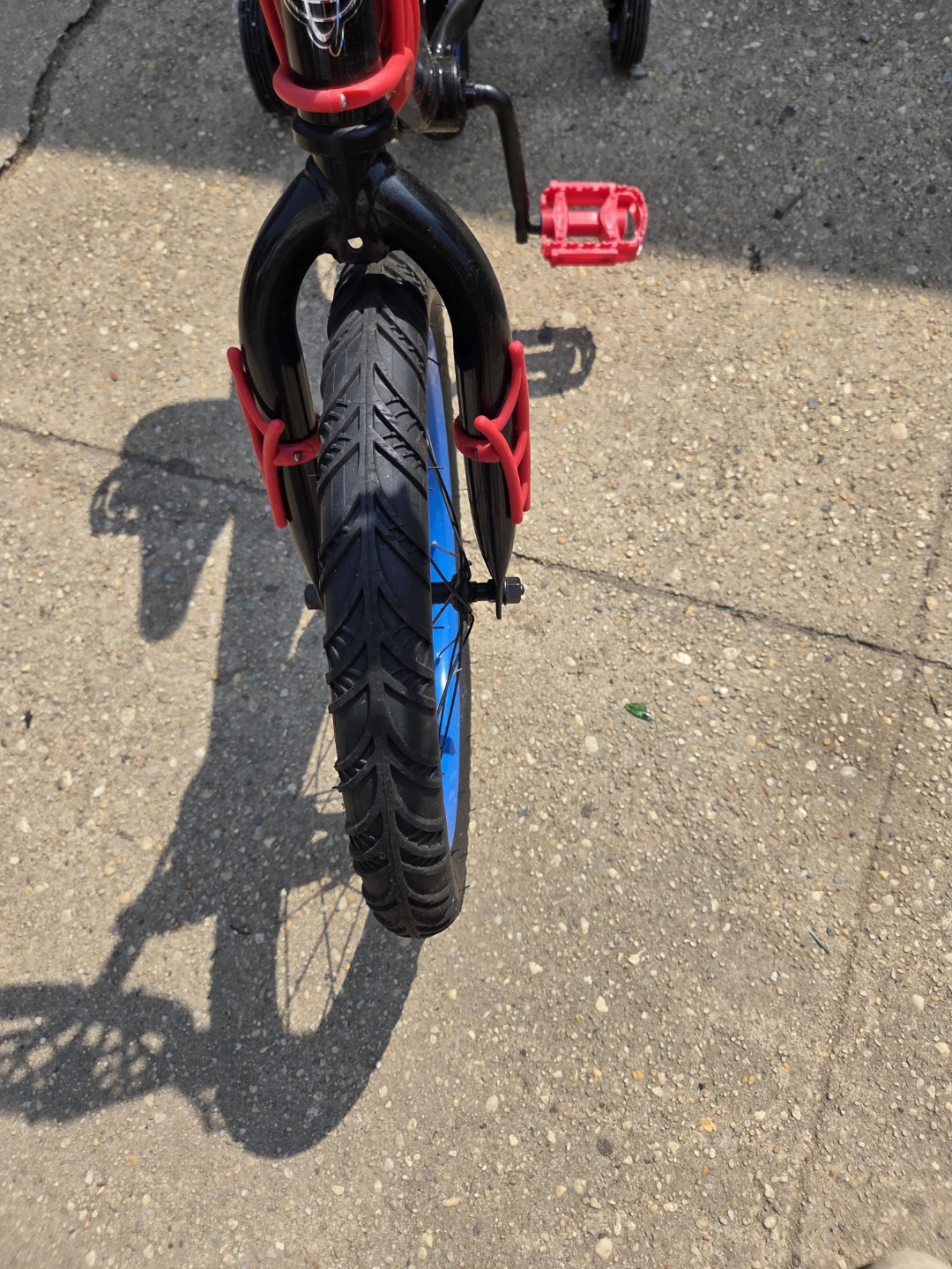 Kids Bicycle with Spider-Man Theme - photo 4