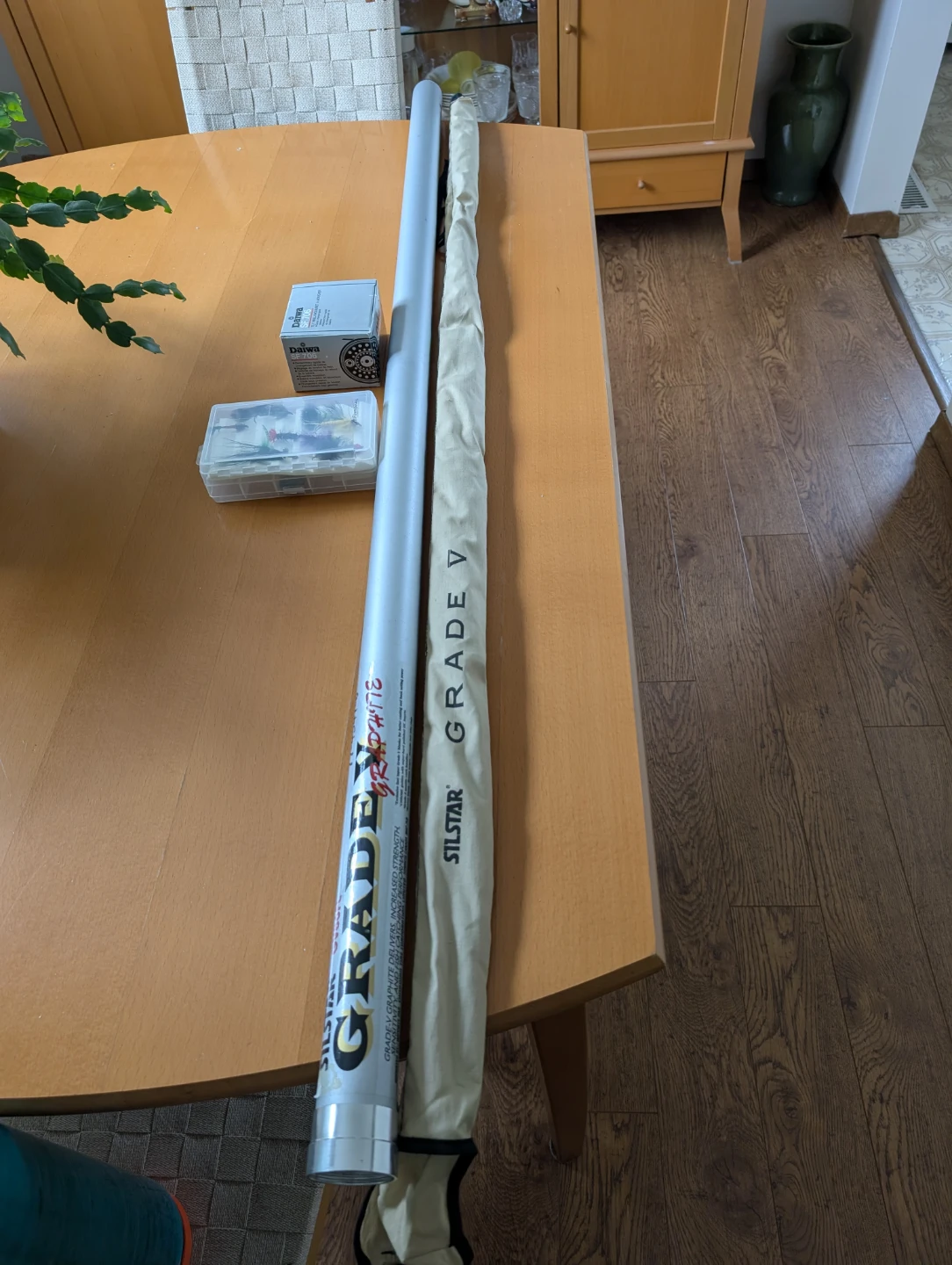 Silstar Grade V Graphite Fly Fishing Rod with Daiwa SF 706 Reel