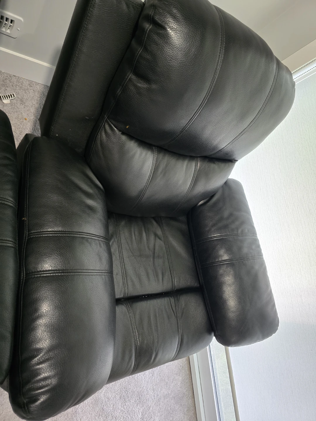Black Leather Recliner rocky Chair - photo 2