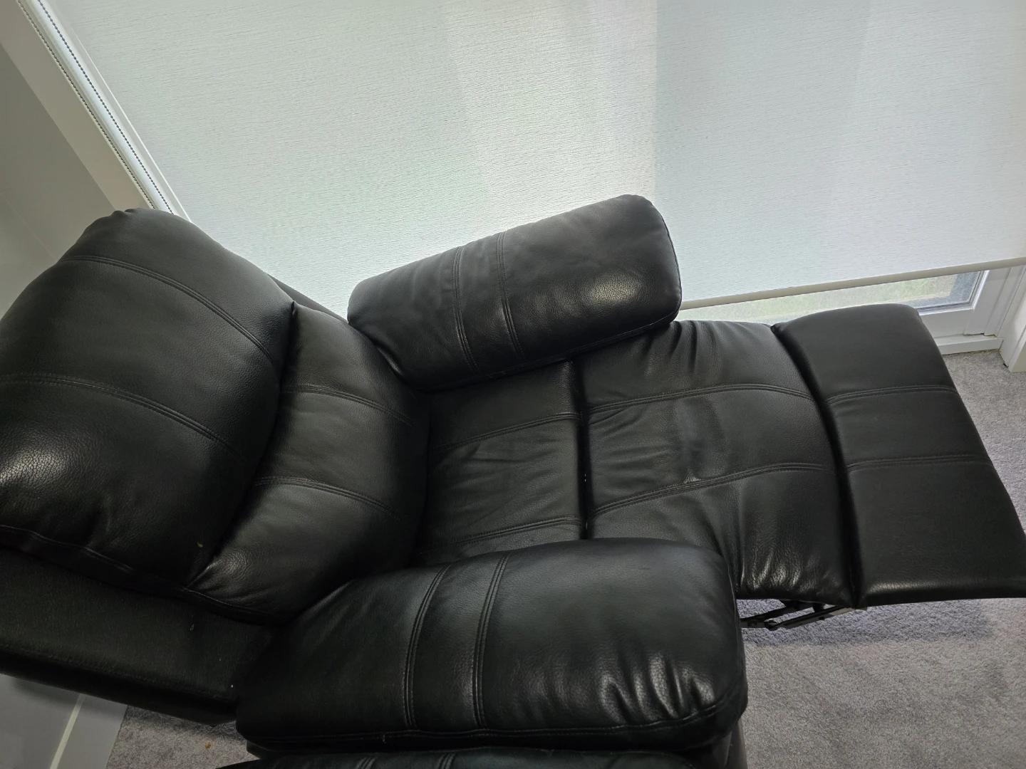 Black Leather Recliner rocky Chair - photo 3