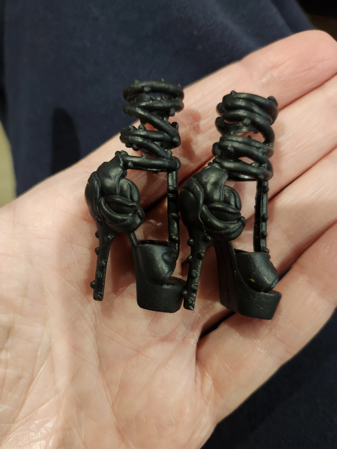 $10 ever after doll shoes - photo 2