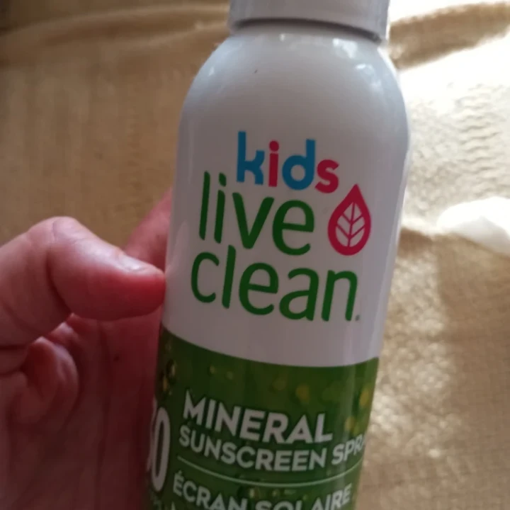 Kids Live Clean Mineral Sunscreen Spray SPF 30 - photo 2