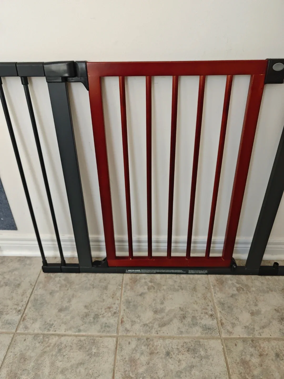 Brica Baby Gate - Red Wood and Black Metal⚽