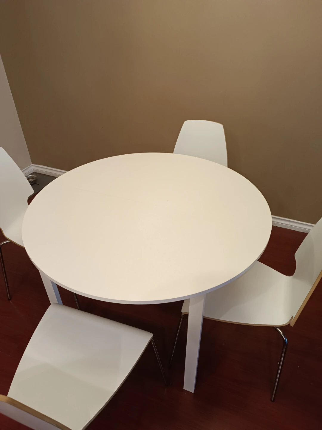 IKEA VIHALS Dining Table, set of 4 IKEA VILMAR chairs - photo 2