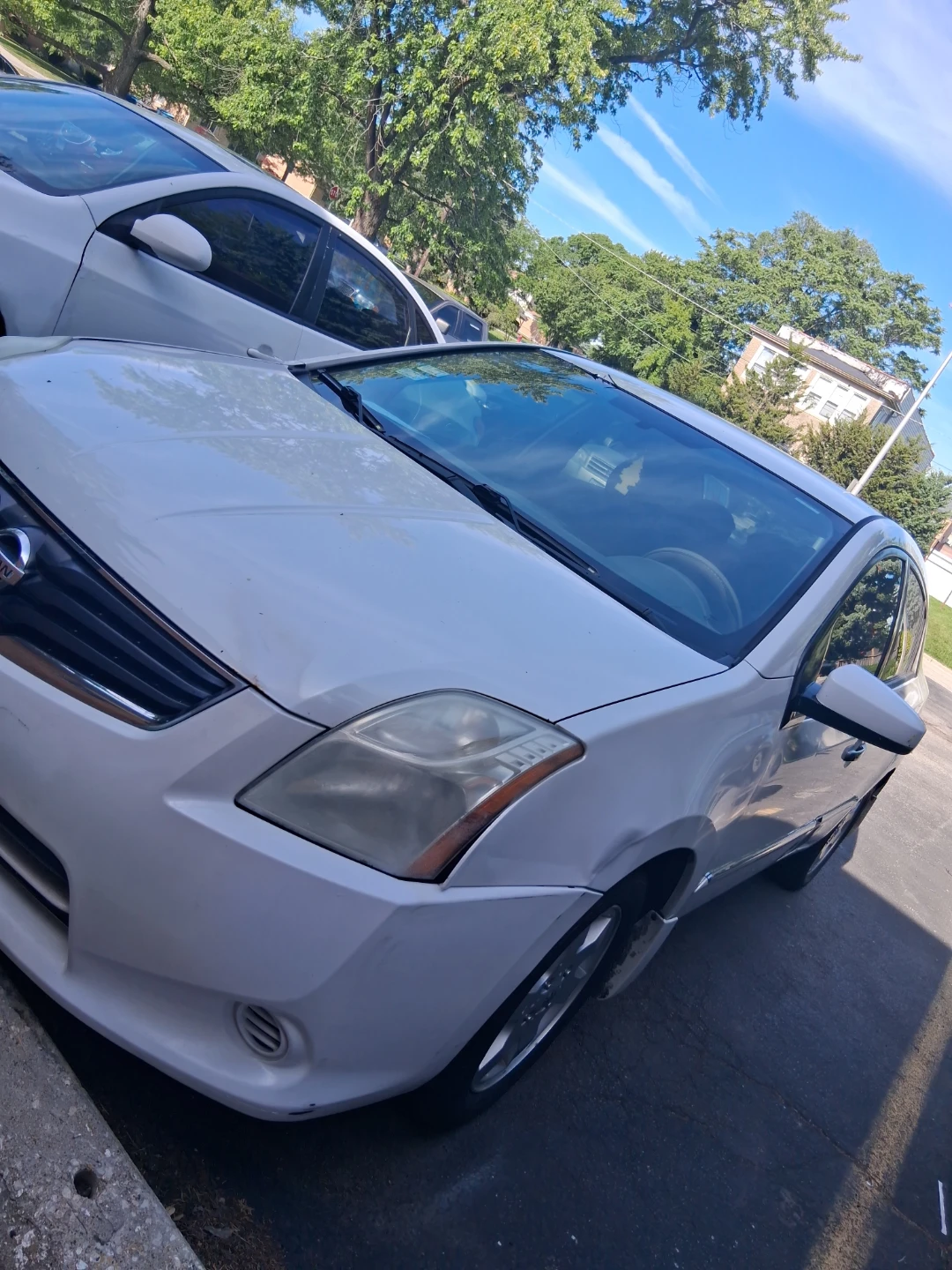 White Nissan Sentra Sedan - photo 2