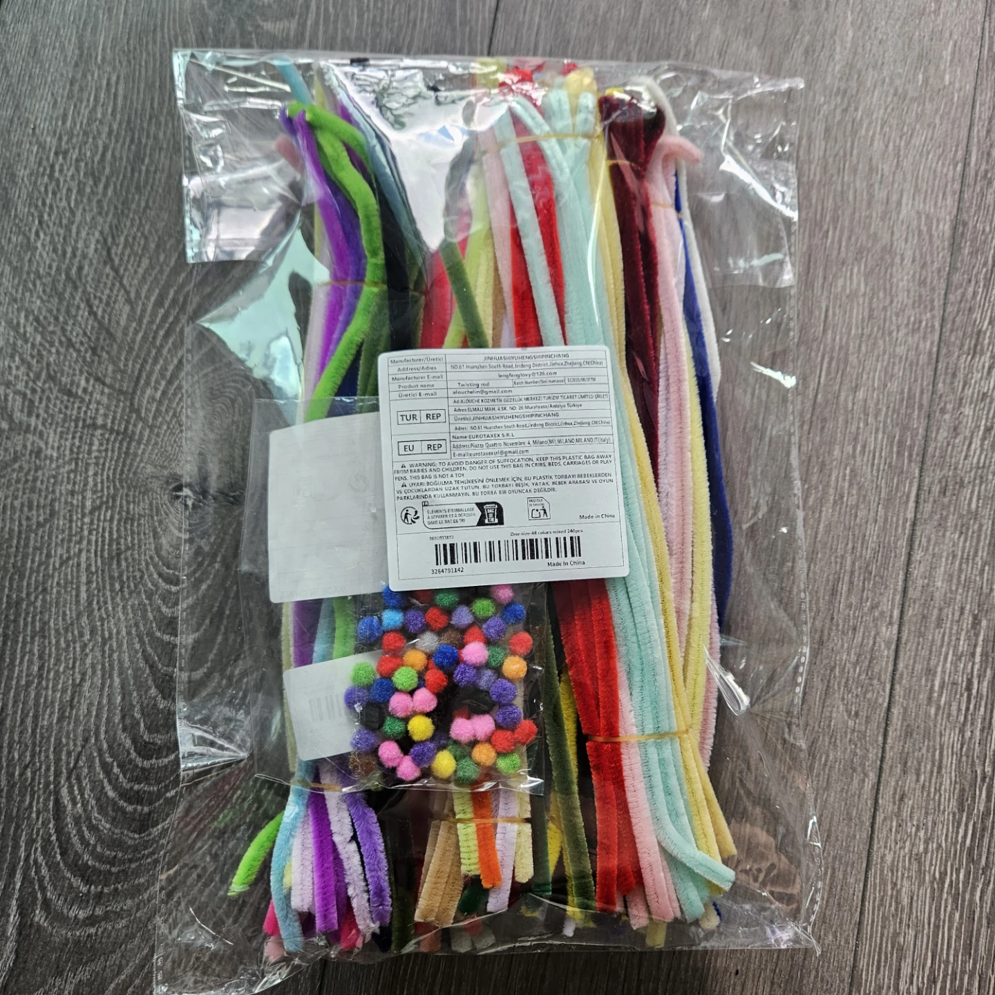 Assorted Pipe Cleaners and Pom Poms Craft Kit