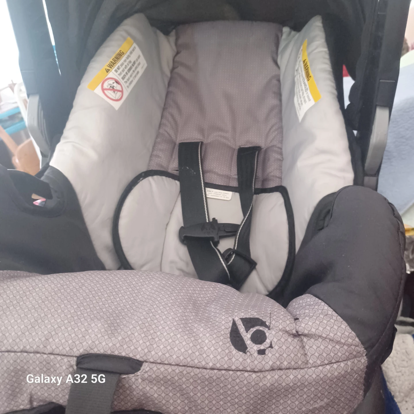 Baby Trend Infant Car Seat - photo 2